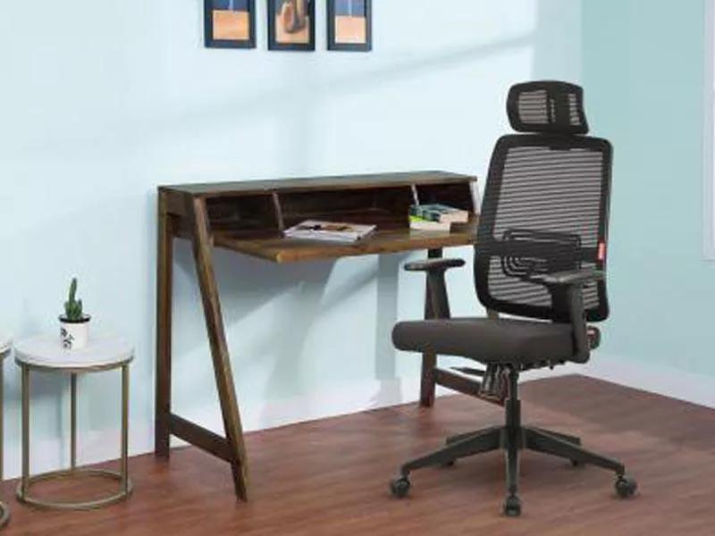 Hugo Study Table with Versa HB Chair