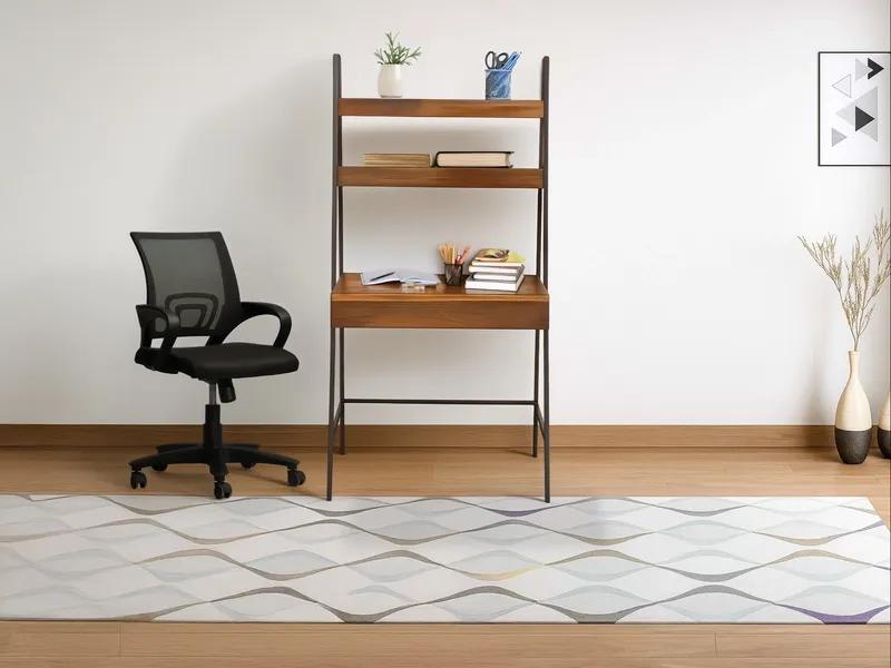 Daisy Study Table
