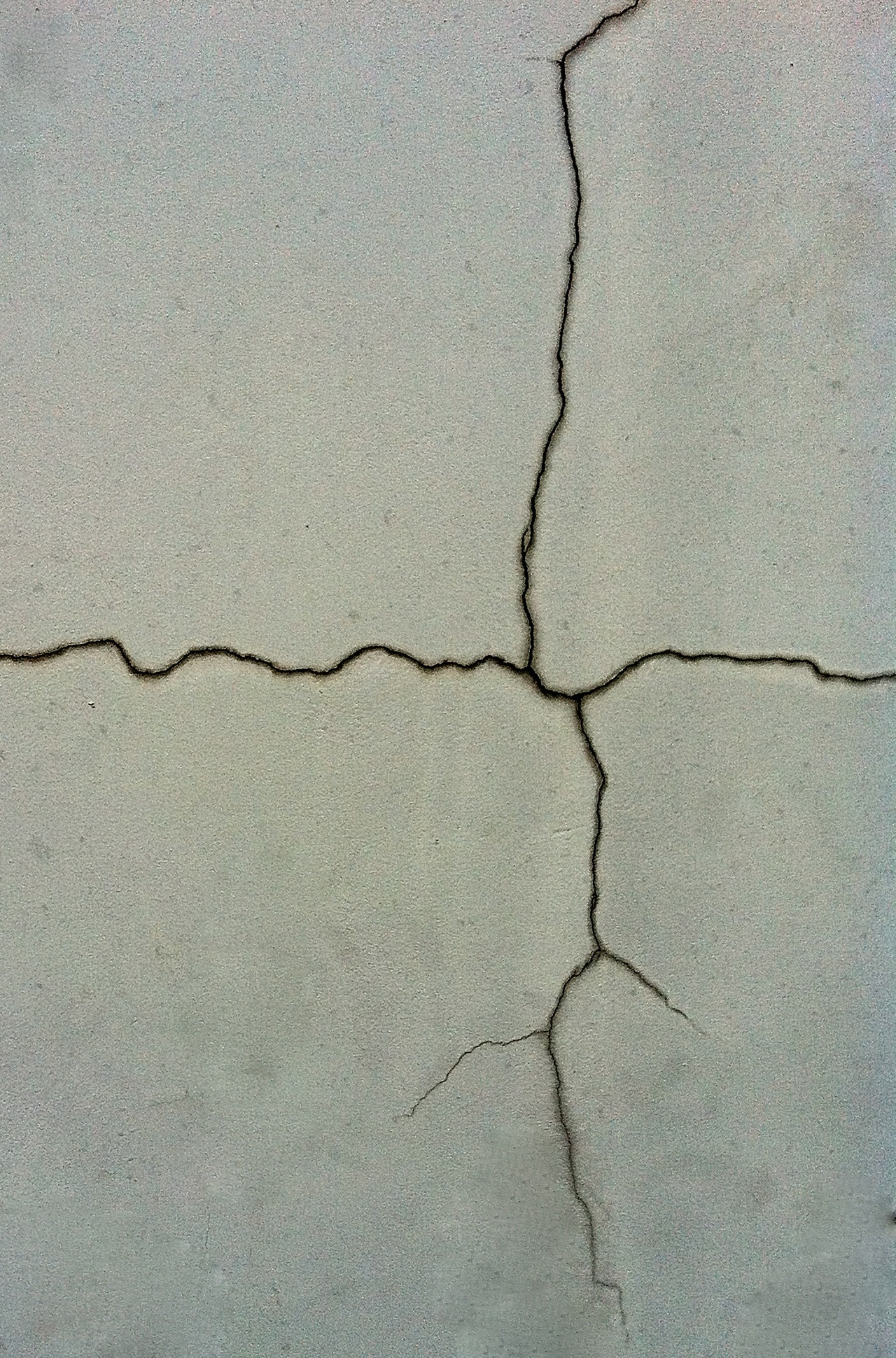 covering cracked plaster walls