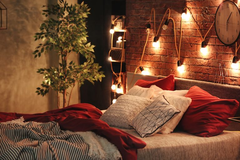 romantic bedroom decoration