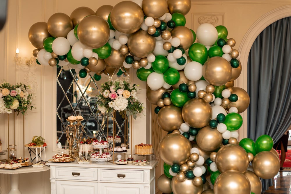 Super Cool Ideas for Birthday Party Decorations with Balloons