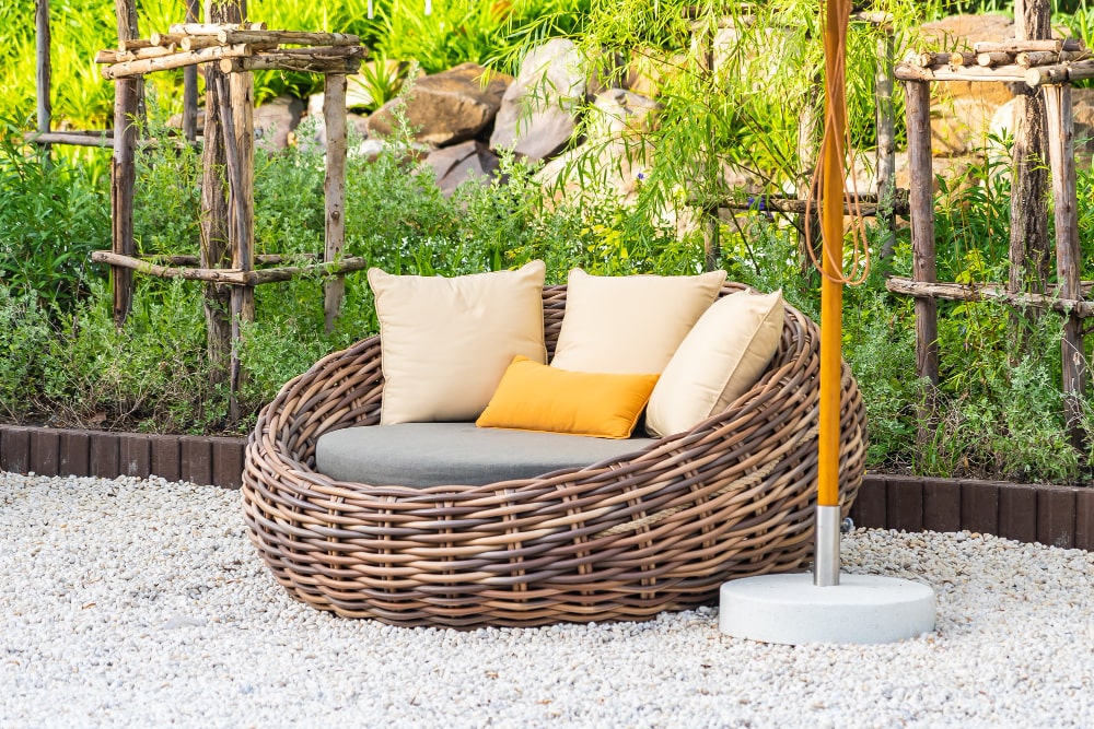 outdoor furniture 