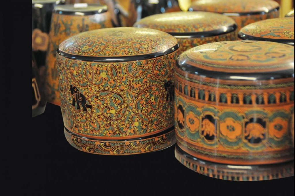 Lacquerware hyderabad