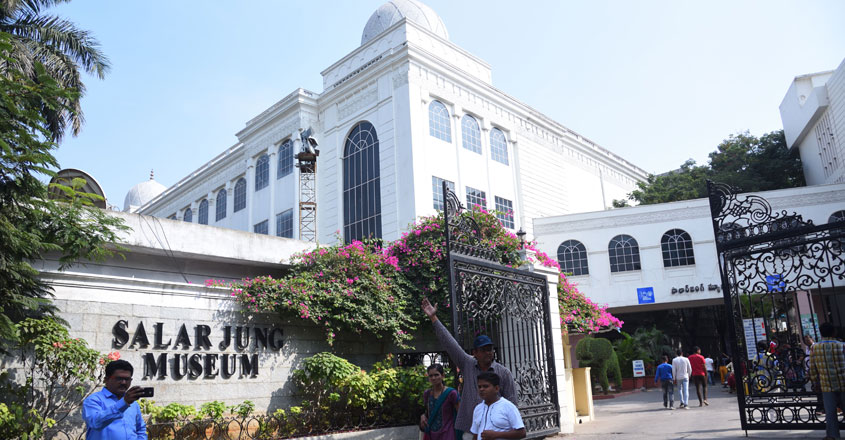 hyderabad metro tourist places